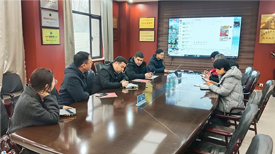 中烏攜手共拓礦業新篇 烏茲別克斯坦客戶蒞臨嵩陽煤機考察交流