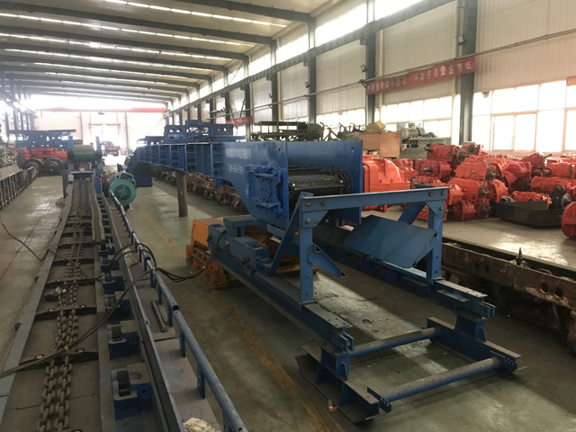 嵩陽煤機(jī)SZB730/75刮板轉(zhuǎn)載機(jī)完成試機(jī)準(zhǔn)備發(fā)貨
