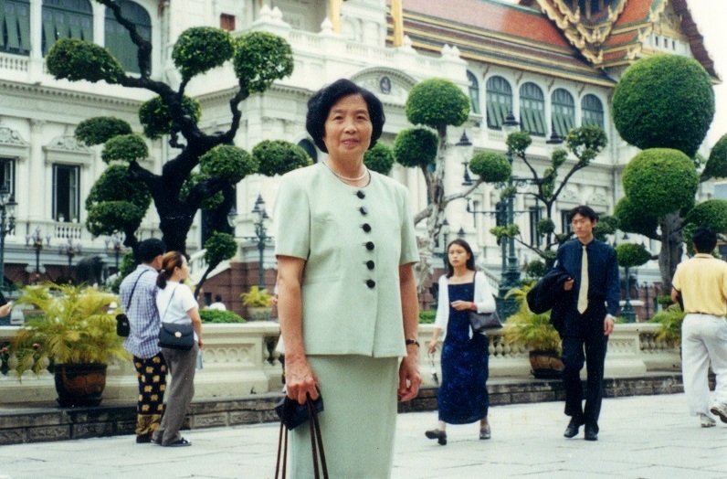 出國考察